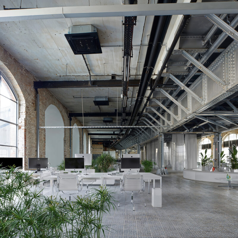 2024 _Julian Breinersdorfer_EA_Postbahnhof Berlin 02